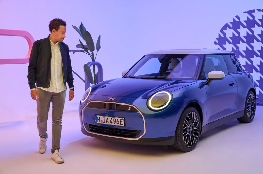 续航突破！MINI发布2025款Cooper E和SE电动力作